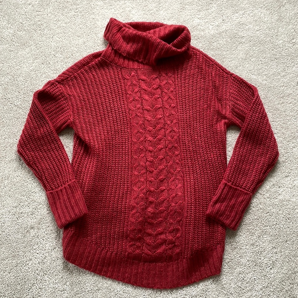 Turtle Neck - Excellent Condition